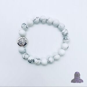Lotus Flower Beaded Bracelet White Howlite